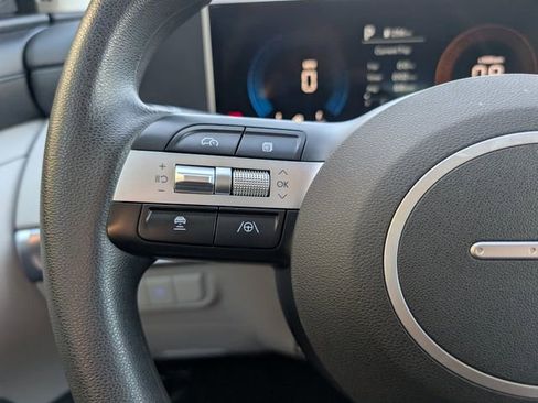 Used 2025 Hyundai Tucson SEL image 13