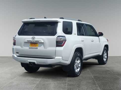 Used 2023 Toyota 4Runner SR5 image 5