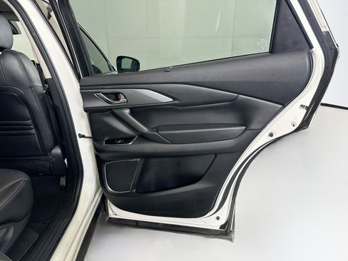 Used 2020 MAZDA CX-9 Touring w/ Touring Premium Package FWD image 32