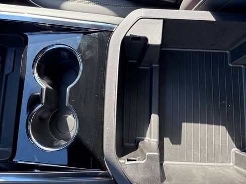 New 2025 Chevrolet Tahoe Premier image 16