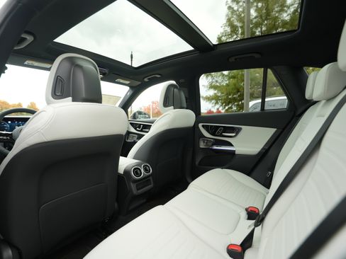 New 2026 Mercedes-Benz GLC 300 4MATIC image 38