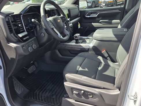 New 2026 Chevrolet Silverado 1500 LTZ w/ Technology Package image 6