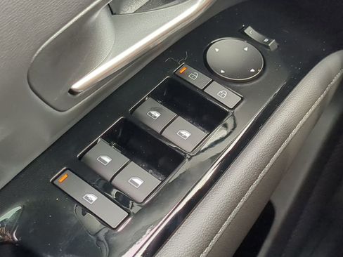 New 2026 Hyundai Tucson Limited image 25