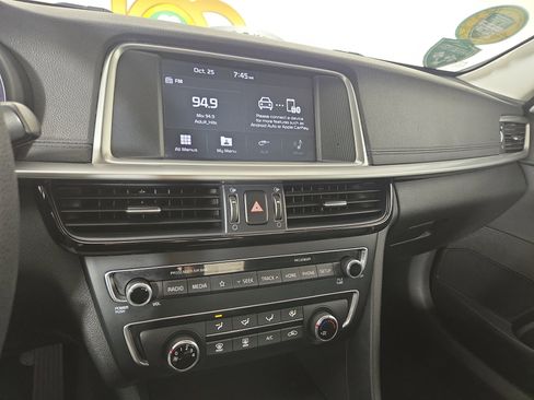 Used 2020 Kia Optima LX image 20