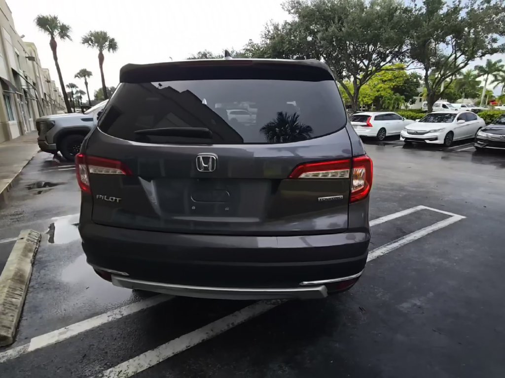 Used 2019 Honda Pilot Touring image 5