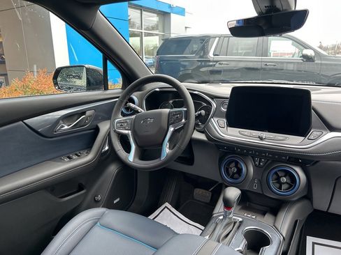 New 2025 Chevrolet Blazer RS w/ Driver Confidence II Package image 18