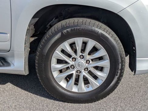 Used 2016 Lexus GX 460 w/ Premium Package image 12