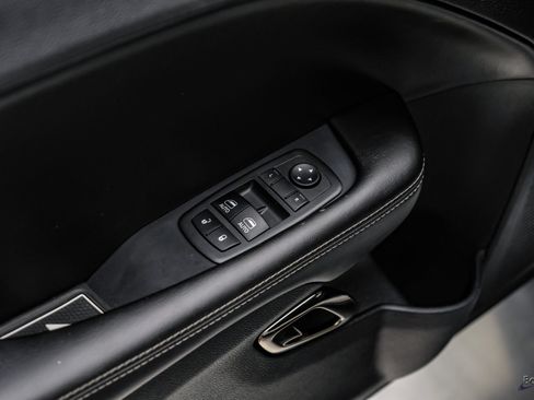Used 2018 Dodge Challenger SRT Hellcat RWD image 96