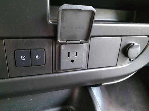 Used 2019 Chevrolet Express 3500 LT w/ LT Preferred Equipment Group RWD image 22