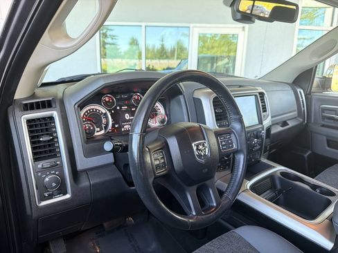 Used 2017 RAM 1500 Big Horn AWD/4WD image 11