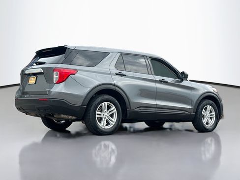 Certified 2023 Ford Explorer 4WD image 2