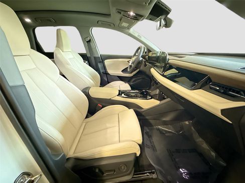 Certified 2025 Audi Q6 e-tron Premium Plus w/ Premium Plus image 29