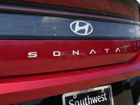 Used 2025 Hyundai Sonata SEL FWD image 19