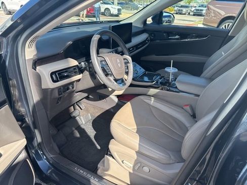 Certified 2022 Lincoln Nautilus Reserve w/ Equipment Group 201A image 5