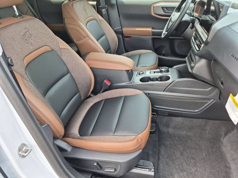 New 2026 Ford Bronco Sport Outer Banks w/ Outer Banks Tech Package+ AWD/4WD image 21