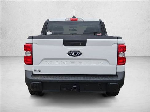 New 2025 Ford Maverick XLT w/ XLT Luxury Package FWD image 8
