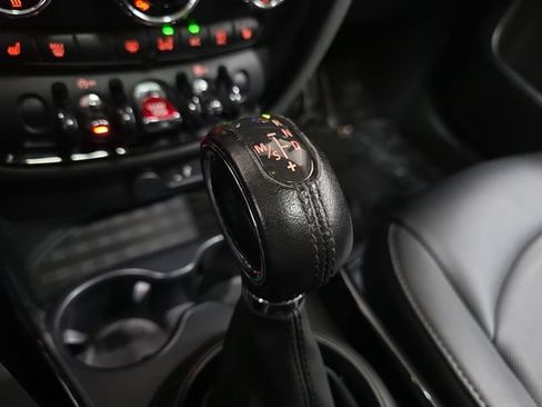 Used 2019 MINI Cooper Clubman ALL4 AWD/4WD image 23