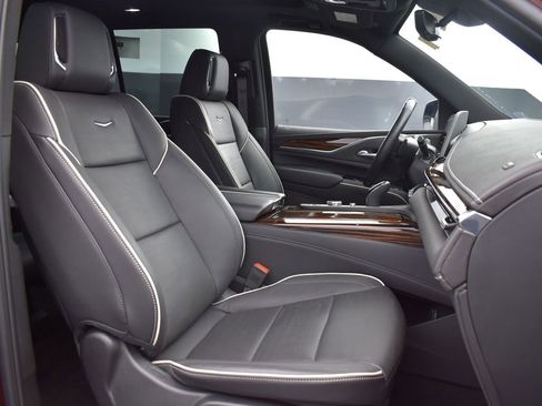 Certified 2023 Cadillac Escalade Premium Luxury w/ LPO, Floor Liner Package image 40