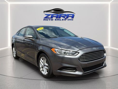 Used 2014 Ford Fusion SE FWD image 9