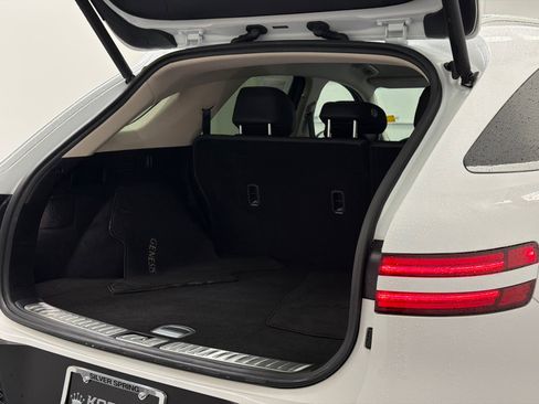 Used 2025 Genesis GV70 2.5T image 9