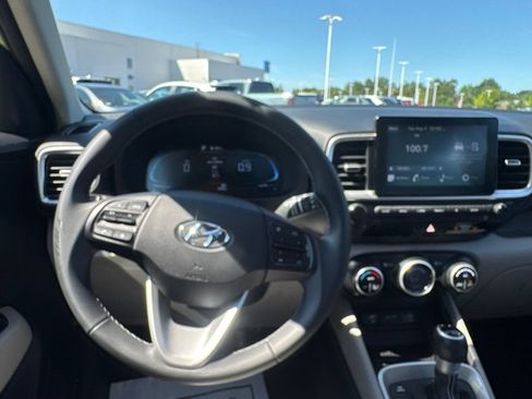 Certified 2024 Hyundai Venue SEL FWD image 24
