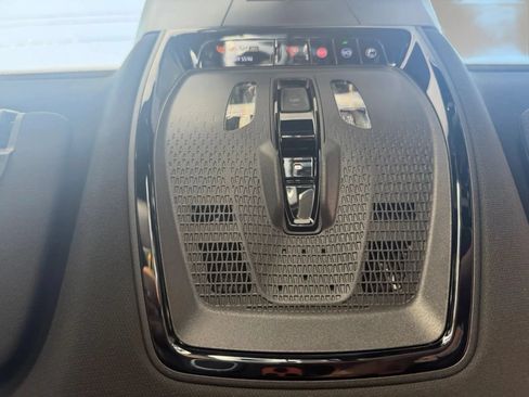 Used 2024 Cadillac Lyriq Tech AWD/4WD image 19