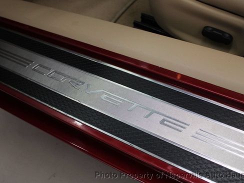 Used 2011 Chevrolet Corvette Convertible w/ Preferred Equipment Group RWD image 13