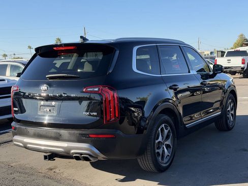 Used 2020 Kia Telluride EX image 10