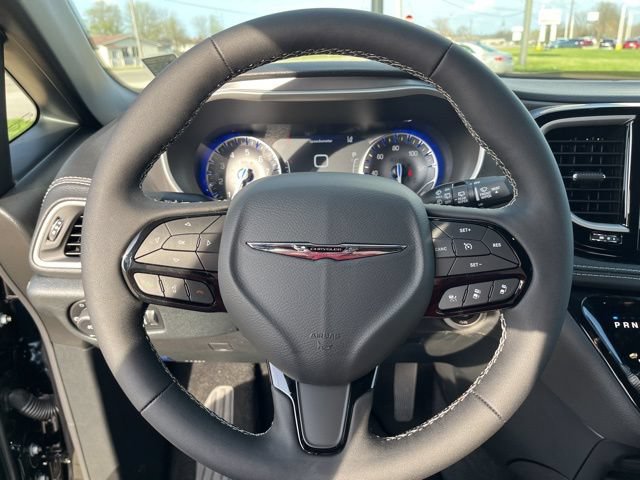 New 2026 Chrysler Pacifica Select w/ S Appearance Package FWD image 13