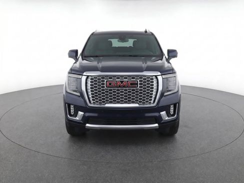 Used 2022 GMC Yukon XL Denali AWD/4WD image 5