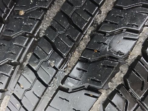 Used 2023 Chevrolet Colorado W/T w/ Safety Package image 48