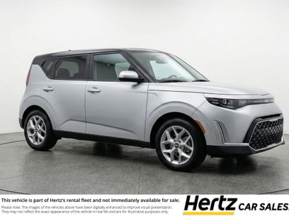 Used 2025 Kia Soul LX w/ LX Technology Package