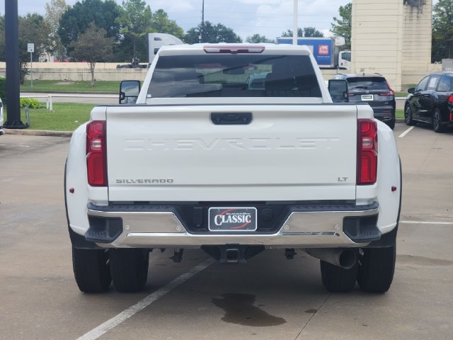 Used 2025 Chevrolet Silverado 3500 LT w/ Safety Package AWD/4WD image 6