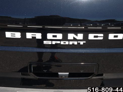 Used 2023 Ford Bronco Sport Outer Banks AWD/4WD image 27