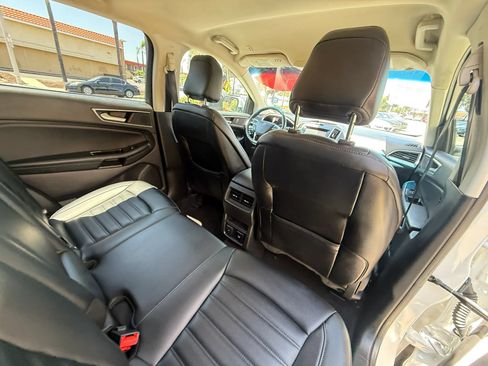 Used 2020 Ford Edge SEL w/ Convenience Package FWD image 21