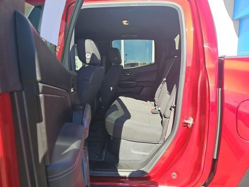 Used 2024 GMC Canyon Elevation w/ Convenience Package AWD/4WD image 8