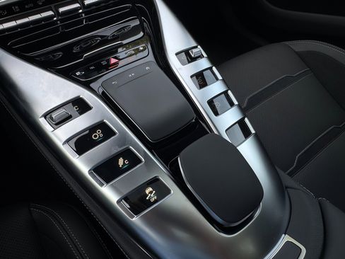 Used 2024 Mercedes-Benz AMG GT 43 image 69