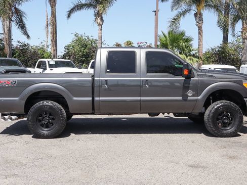 Used 2015 Ford F250 Lariat w/ Lariat Ultimate Package AWD/4WD image 11