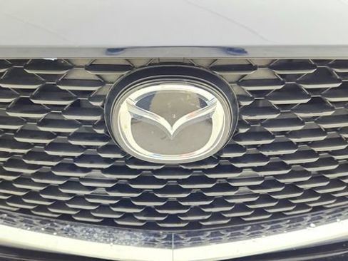 Used 2024 MAZDA MAZDA3 s FWD image 12