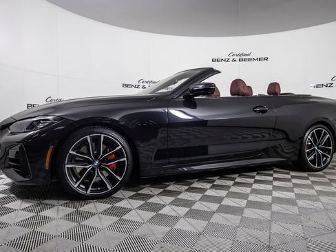 Used 2022 BMW M440i Convertible RWD image 11