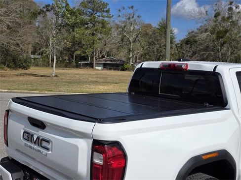 Used 2023 GMC Canyon Denali image 41