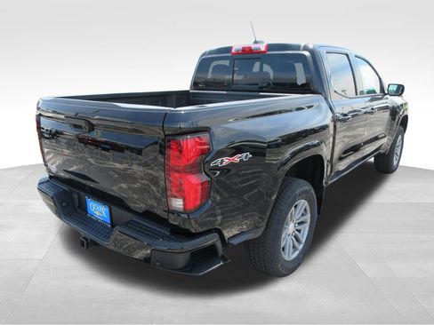 New 2026 Chevrolet Colorado LT w/ LT Convenience Package AWD/4WD image 6