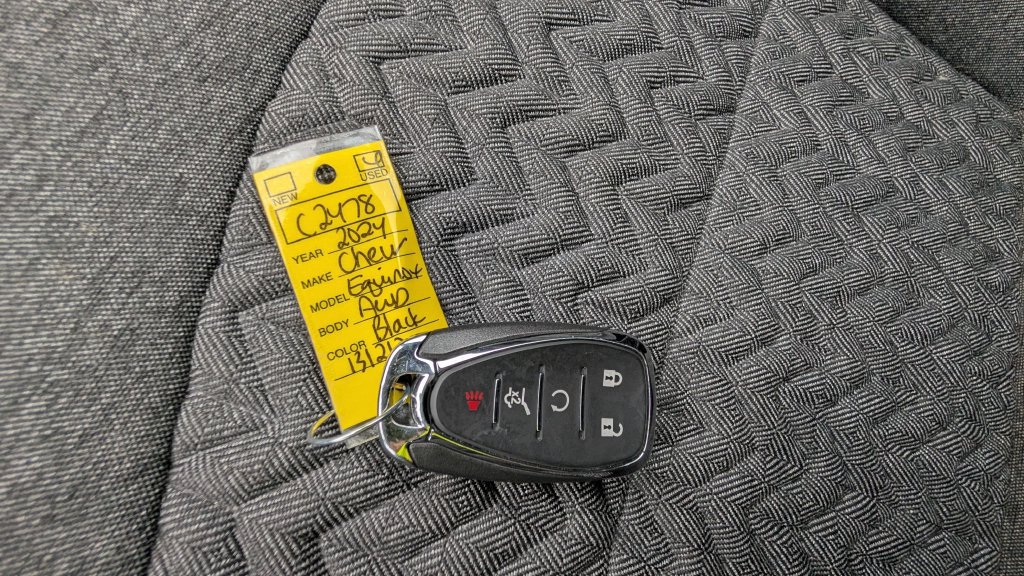 Used 2024 Chevrolet Equinox LT AWD/4WD image 31