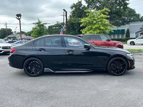 Used 2019 BMW 330i xDrive Sedan w/ Premium Package AWD/4WD image 4