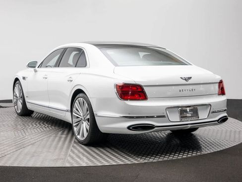 Used 2023 Bentley Flying Spur W12 image 4