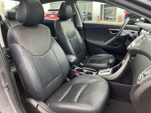 Used 2012 Hyundai Elantra Limited w/ Technology Pkg 5 image 36