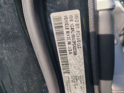 Used 2023 Jeep Grand Cherokee Limited AWD/4WD image 38