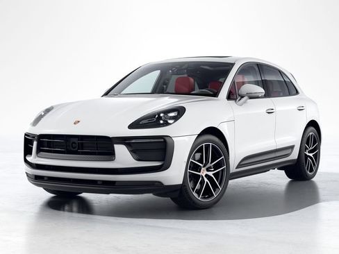 Certified 2025 Porsche Macan AWD/4WD image 1