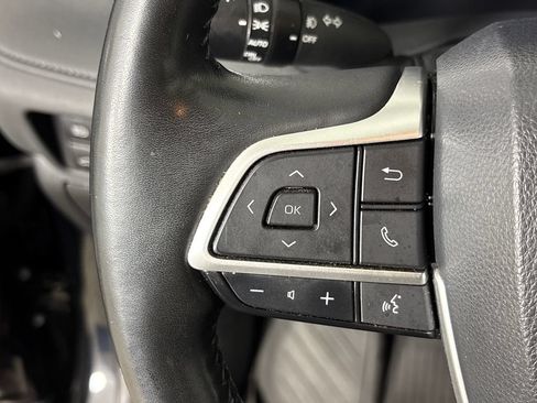Used 2023 Toyota Highlander Limited AWD/4WD image 17