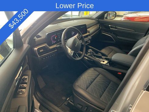 Used 2025 Kia Telluride EX X-Line image 3